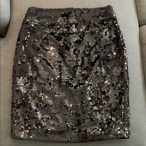 Black sequin Express skirt